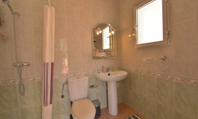 Herverkoop - Quad Villa -
Algorfa - Montebello