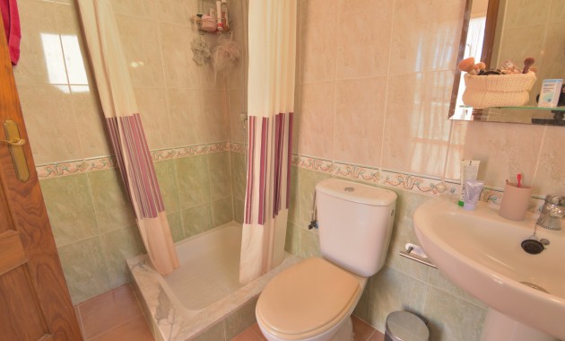 Herverkoop - Quad Villa -
Algorfa - Montebello