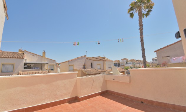 Herverkoop - Quad Villa -
Algorfa - Montebello