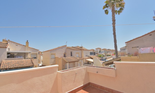Herverkoop - Quad Villa -
Algorfa - Montebello