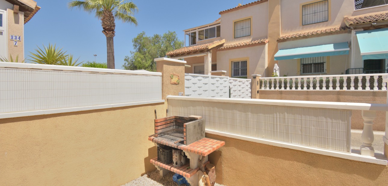 Herverkoop - Quad Villa -
Algorfa - Montebello