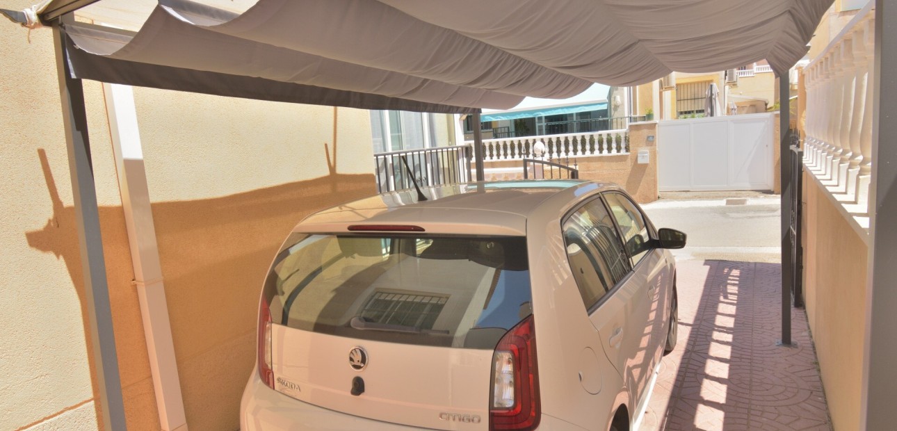 Herverkoop - Quad Villa -
Algorfa - Montebello