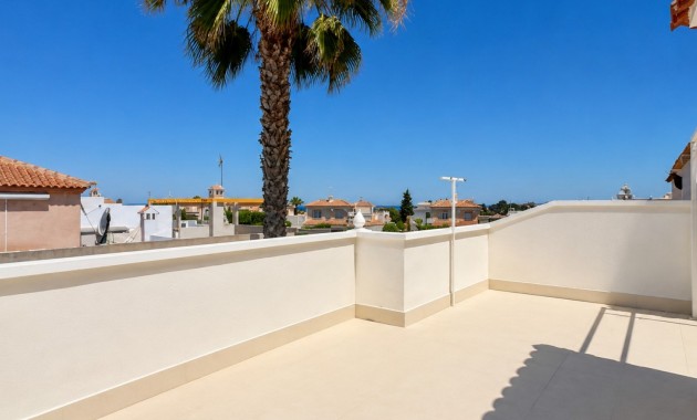 Herverkoop - Herenhuis -
Orihuela Costa - Los Altos