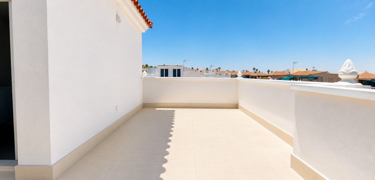 Herverkoop - Herenhuis -
Orihuela Costa - Los Altos