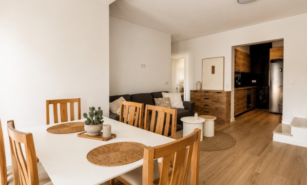Herverkoop - Herenhuis -
Orihuela Costa - Los Altos