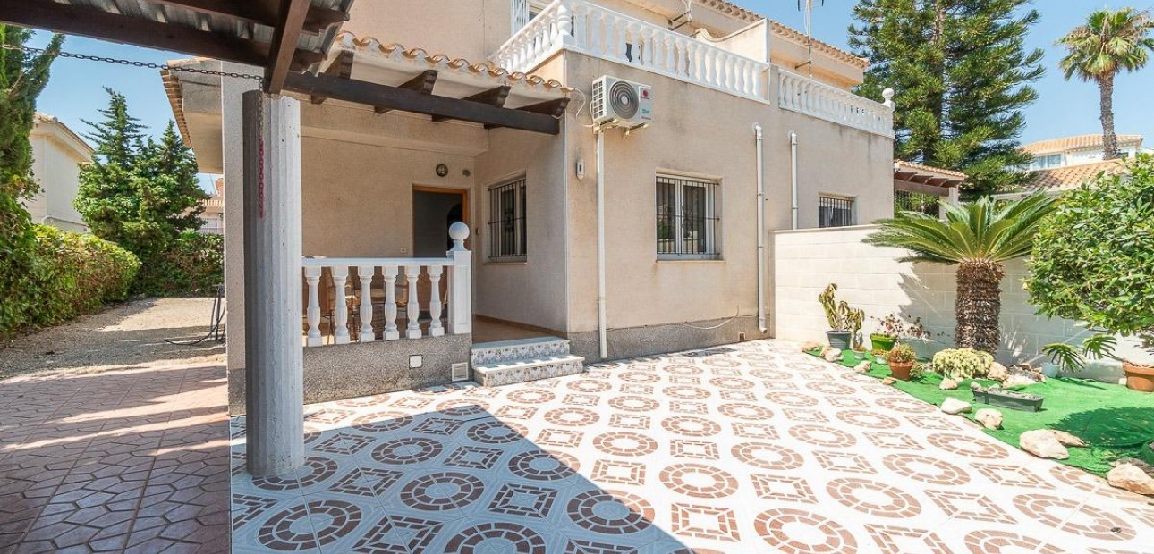 Herverkoop - Semi -
Orihuela Costa - Playa Flamenca