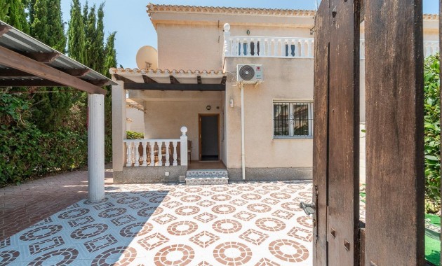 Herverkoop - Semi -
Orihuela Costa - Playa Flamenca