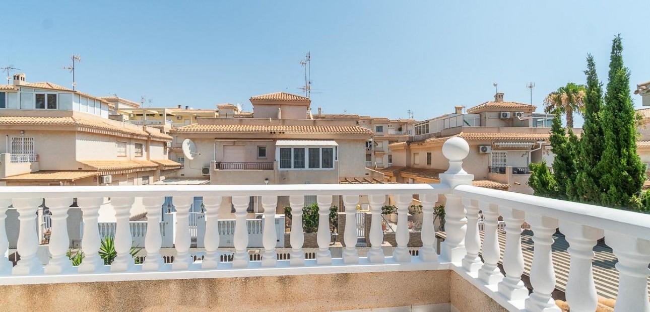 Herverkoop - Semi -
Orihuela Costa - Playa Flamenca