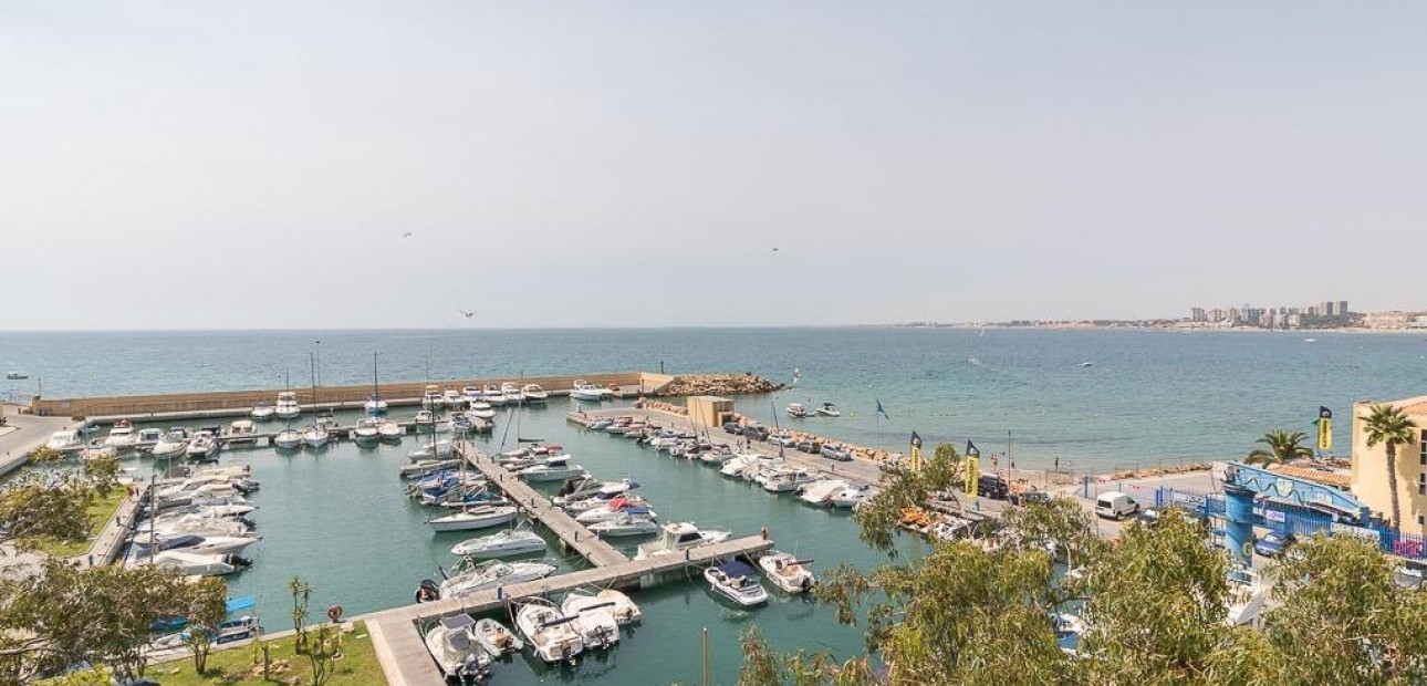 Herverkoop - Semi -
Orihuela Costa - Playa Flamenca