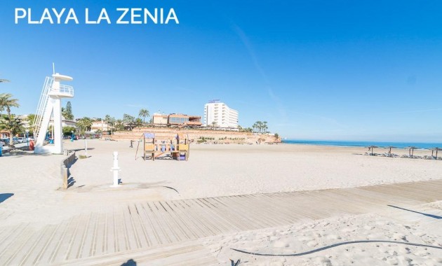 Herverkoop - Semi -
Orihuela Costa - Playa Flamenca