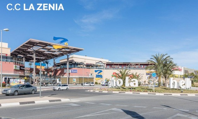 Herverkoop - Semi -
Orihuela Costa - Playa Flamenca