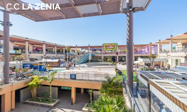Herverkoop - Semi -
Orihuela Costa - Playa Flamenca