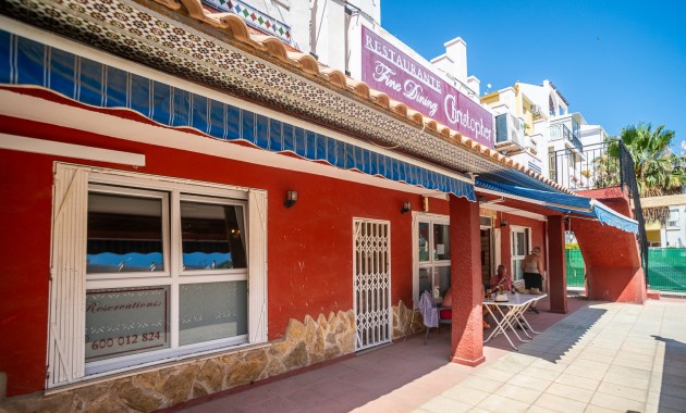 Herverkoop - Commercial property -
Torrevieja - La Veleta