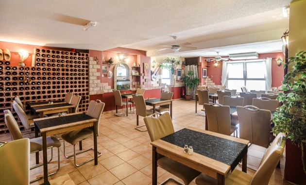 Herverkoop - Commercial property -
Torrevieja - La Veleta