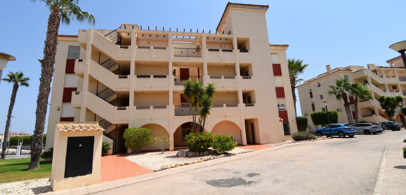 Sale - Apartment / flat -
Orihuela Costa - Playa Flamenca