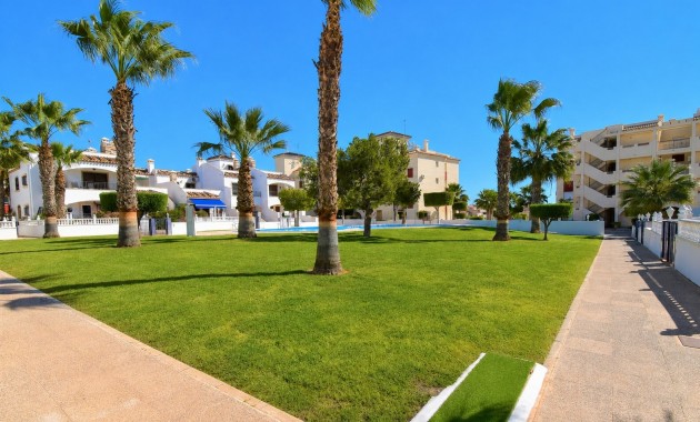 Sale - Apartment / flat -
Orihuela Costa - Playa Flamenca