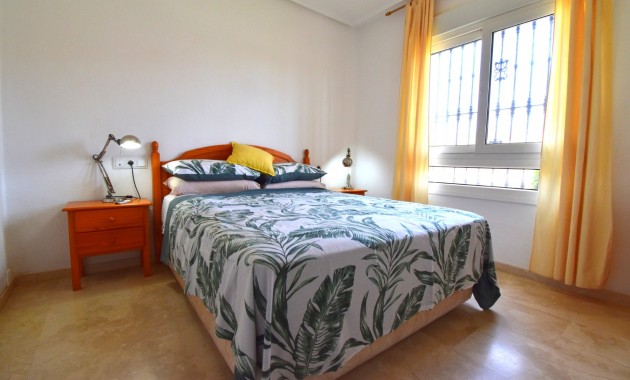 Sale - Apartment / flat -
Orihuela Costa - Playa Flamenca