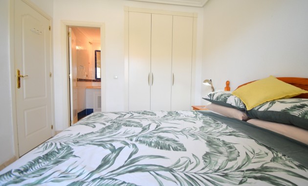 Sale - Apartment / flat -
Orihuela Costa - Playa Flamenca
