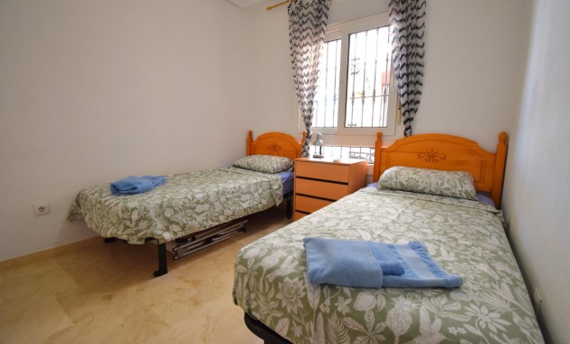 Sale - Apartment / flat -
Orihuela Costa - Playa Flamenca