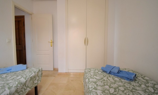 Sale - Apartment / flat -
Orihuela Costa - Playa Flamenca