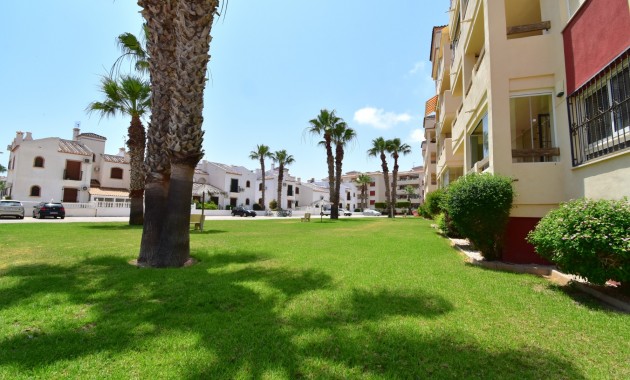 Sale - Apartment / flat -
Orihuela Costa - Playa Flamenca