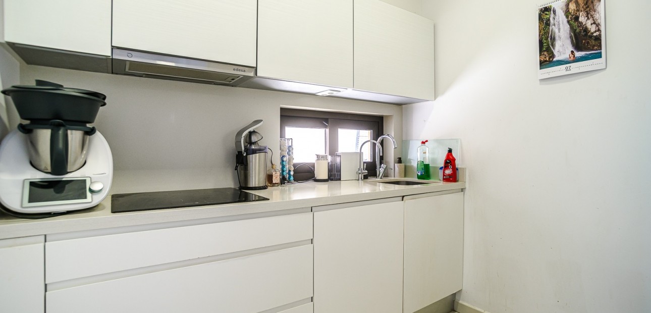 Venta - Apartamento / piso -
Guardamar del Segura