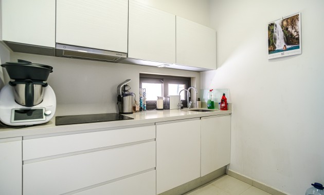 Venta - Apartamento / piso -
Guardamar del Segura