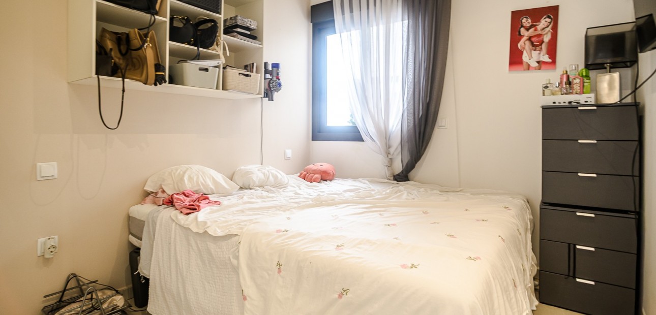 Venta - Apartamento / piso -
Guardamar del Segura