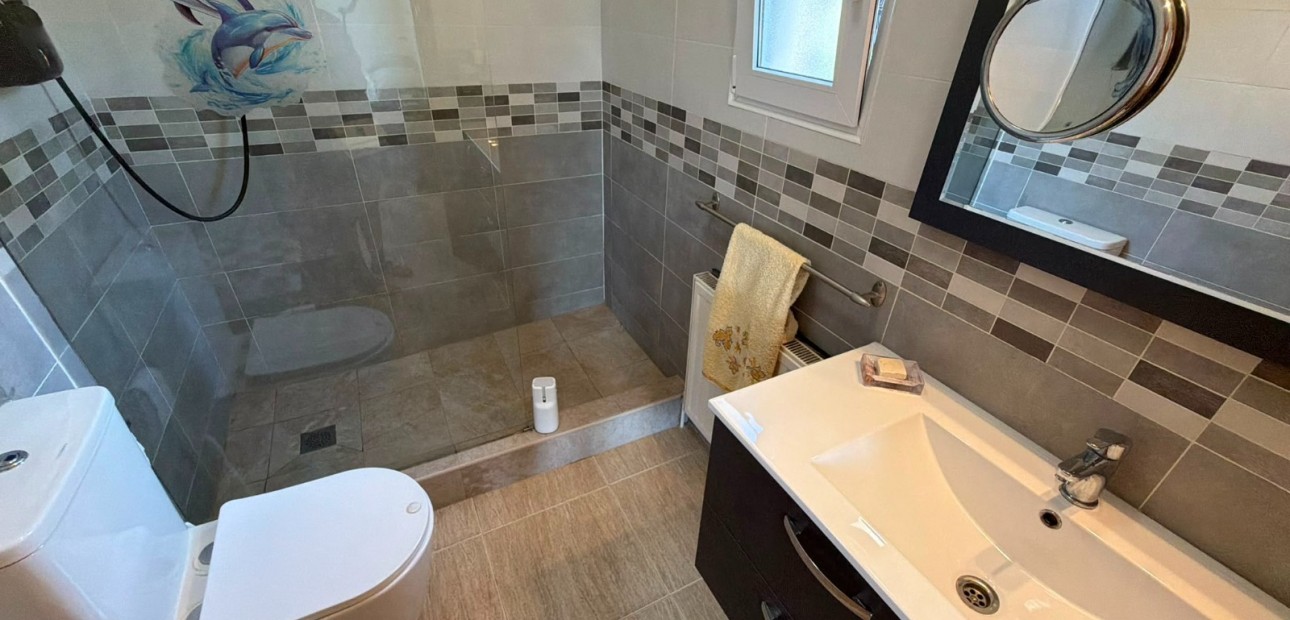 Sale - Detached Villa -
Los Montesinos - La herrada