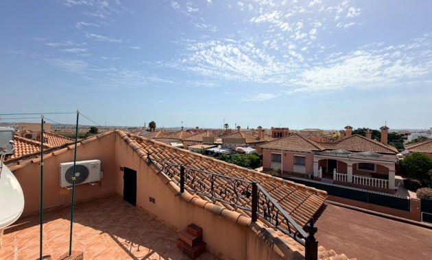 Sale - Detached Villa -
Los Montesinos - La herrada