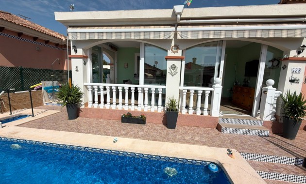 Sale - Detached Villa -
Los Montesinos - La herrada