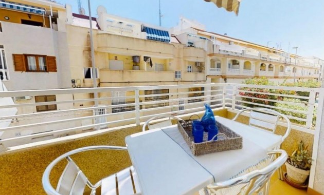 Sale - Apartment / flat -
Torrevieja - Habaneras