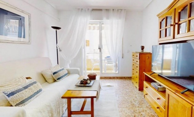 Sale - Apartment / flat -
Torrevieja - Habaneras