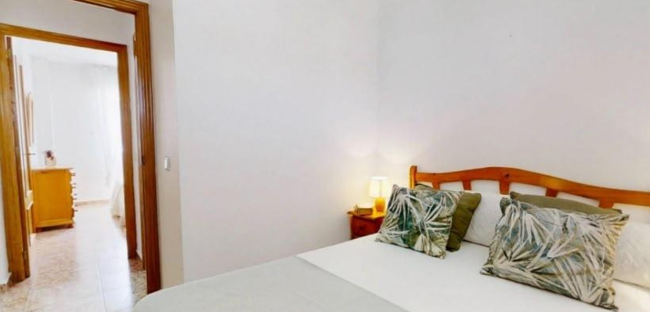 Sale - Apartment / flat -
Torrevieja - Habaneras