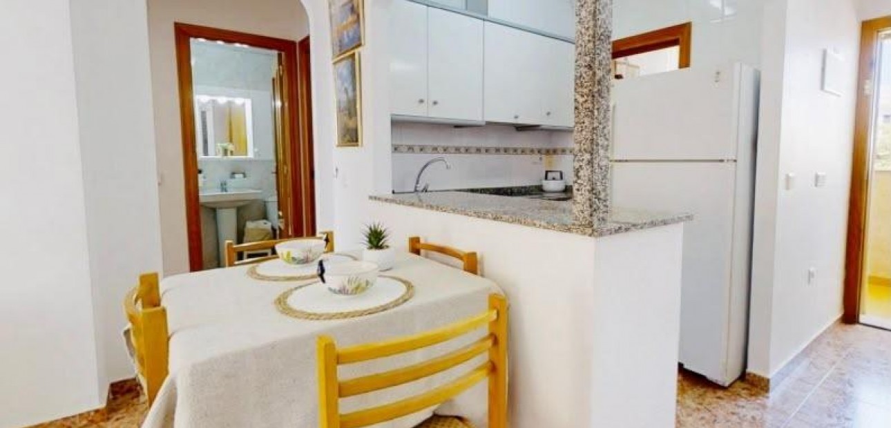 Sale - Apartment / flat -
Torrevieja - Habaneras