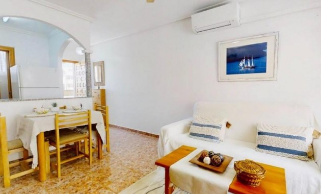 Sale - Apartment / flat -
Torrevieja - Habaneras