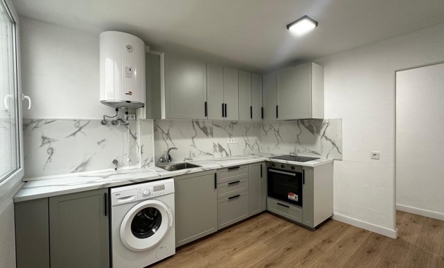 Sale - Apartment / flat -
Torrevieja - Acequion