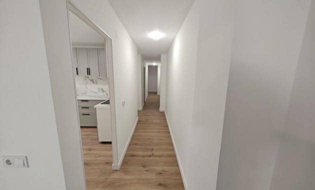 Sale - Apartment / flat -
Torrevieja - Acequion