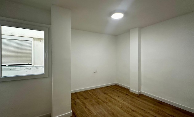 Sale - Apartment / flat -
Torrevieja - Acequion