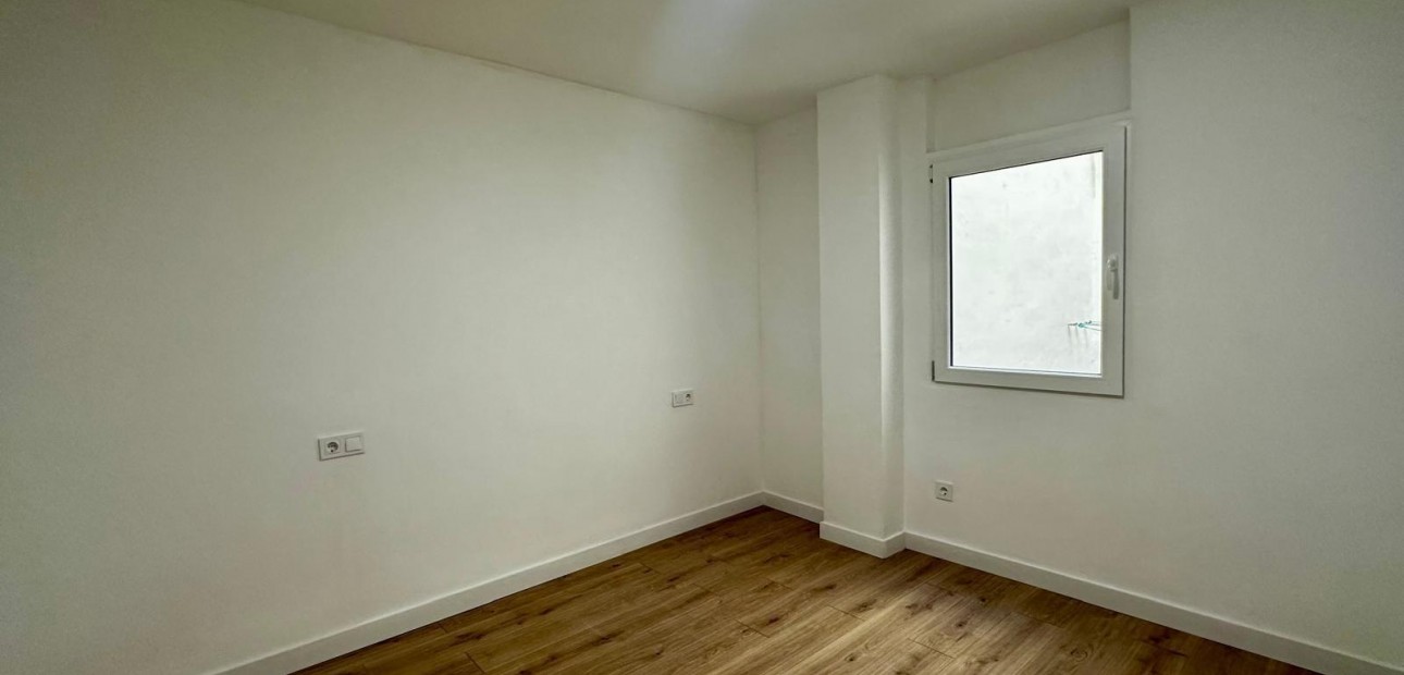 Sale - Apartment / flat -
Torrevieja - Acequion