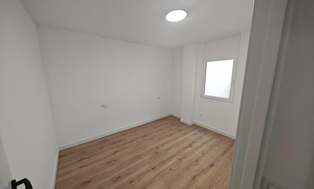 Sale - Apartment / flat -
Torrevieja - Acequion