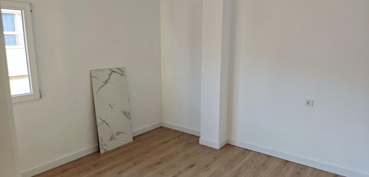 Sale - Apartment / flat -
Torrevieja - Acequion