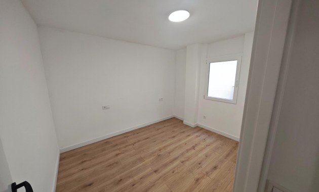 Sale - Apartment / flat -
Torrevieja - Acequion