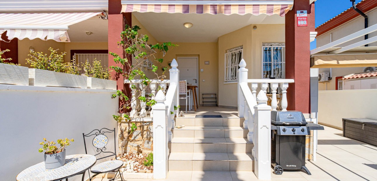 Sale - Townhouse -
Ciudad Quesada - Doña Pepa