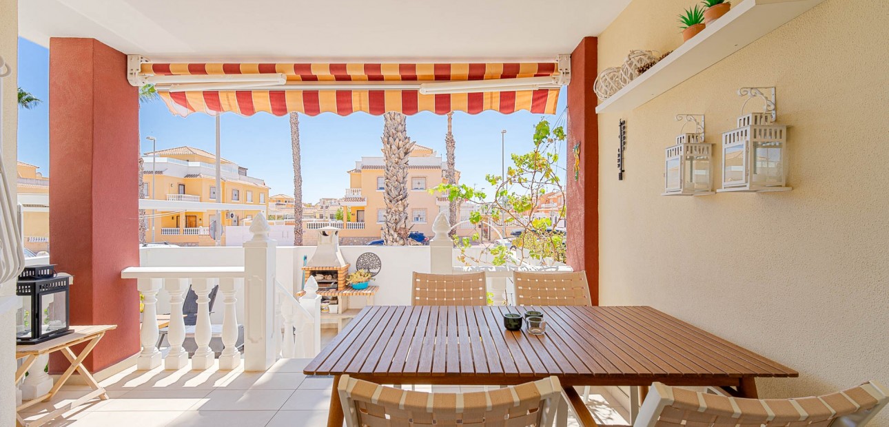 Sale - Townhouse -
Ciudad Quesada - Doña Pepa