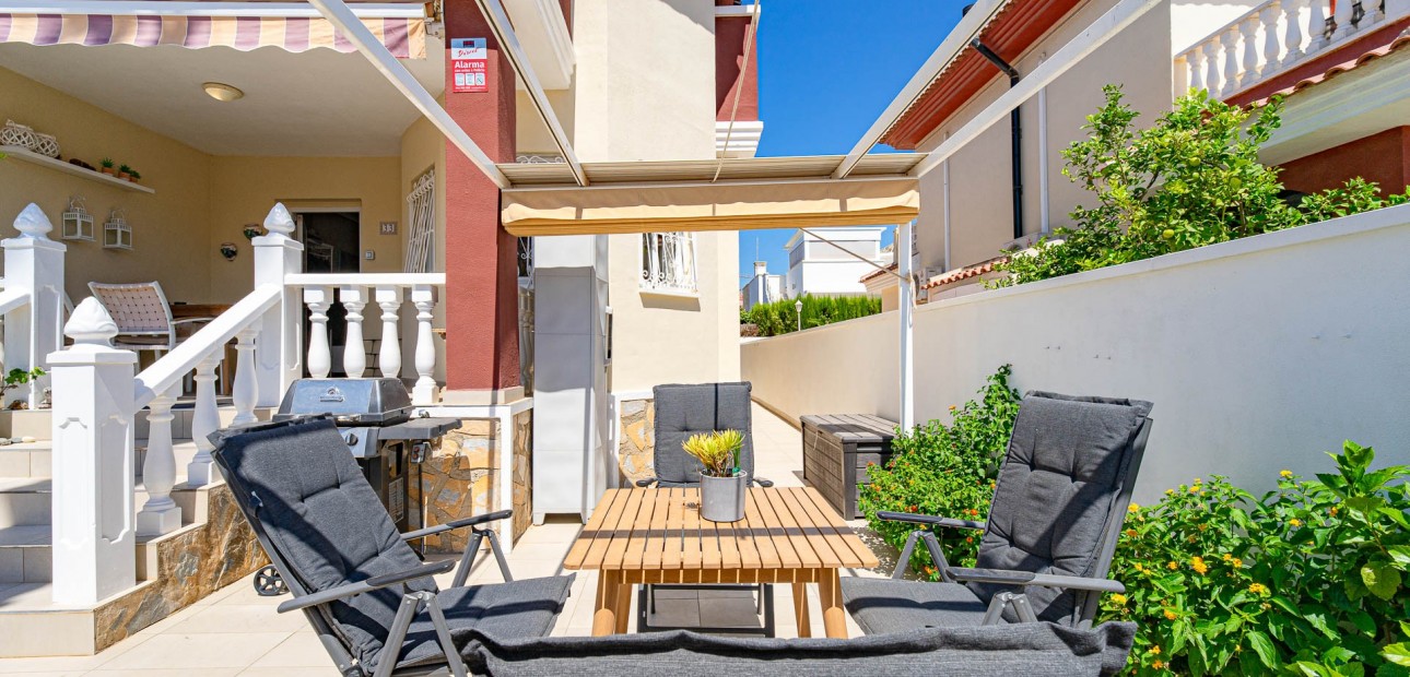 Sale - Townhouse -
Ciudad Quesada - Doña Pepa