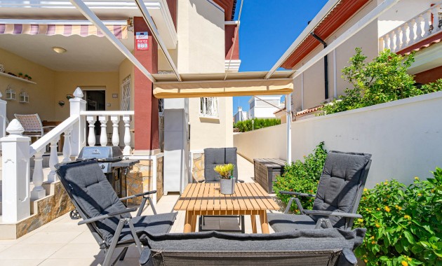Sale - Townhouse -
Ciudad Quesada - Doña Pepa