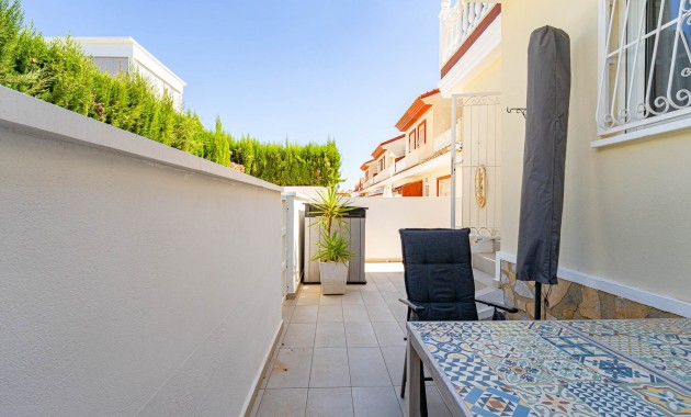 Sale - Townhouse -
Ciudad Quesada - Doña Pepa