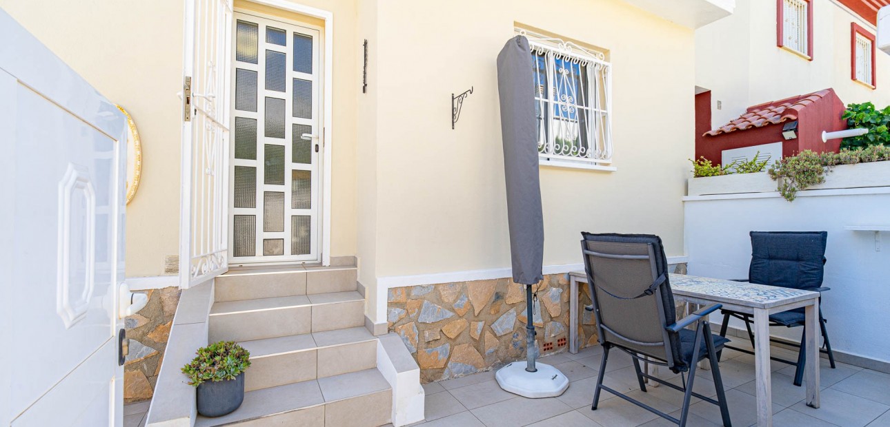 Sale - Townhouse -
Ciudad Quesada - Doña Pepa