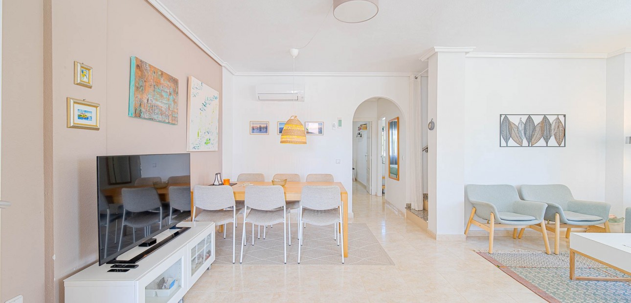 Sale - Townhouse -
Ciudad Quesada - Doña Pepa